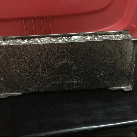 Intricate Silver-plate Decorative jewelry Box, Godinger silver 1992 - Picture 3 of 8
